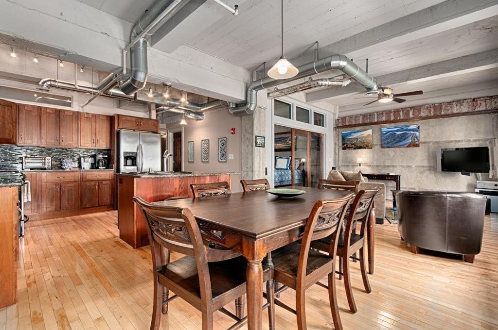 Colby Loft Appartement Asheville Buitenkant foto