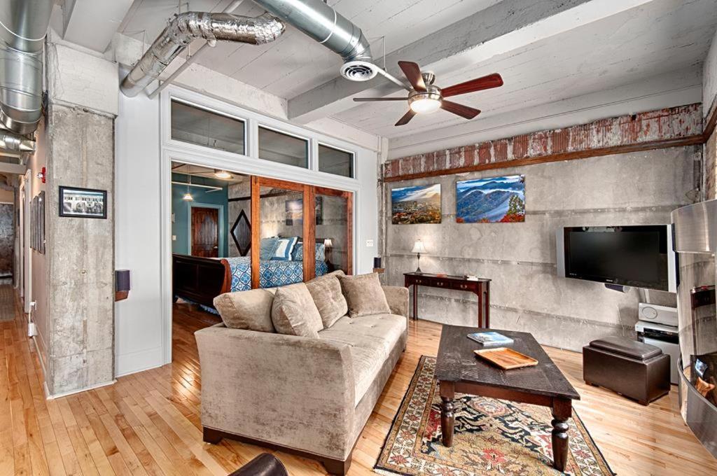 Colby Loft Appartement Asheville Buitenkant foto