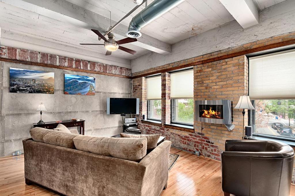 Colby Loft Appartement Asheville Buitenkant foto